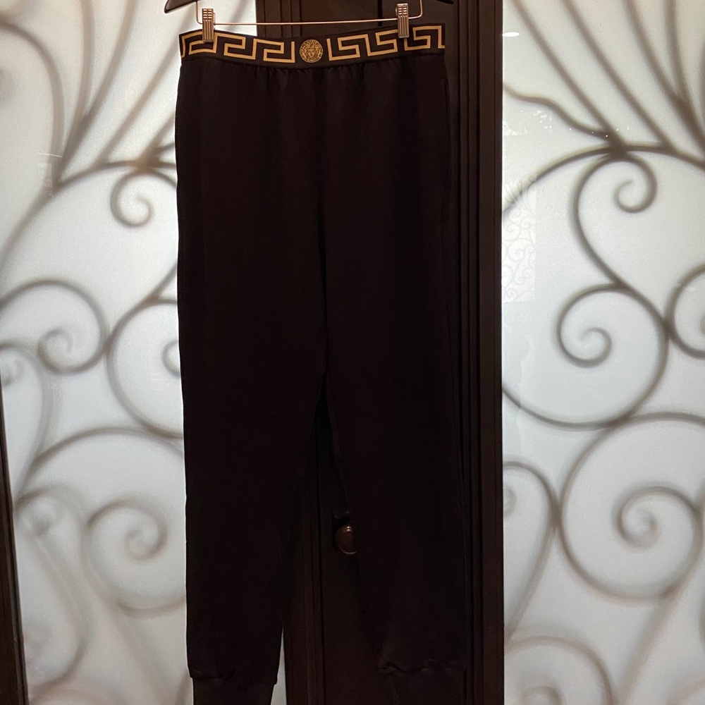 NWT Men’s Greco Border Versace Gym Pants size 7.